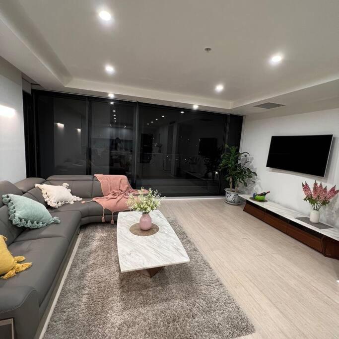 Carlton Stunning View Apartment 150M Away From University Of Melbourne Luaran gambar